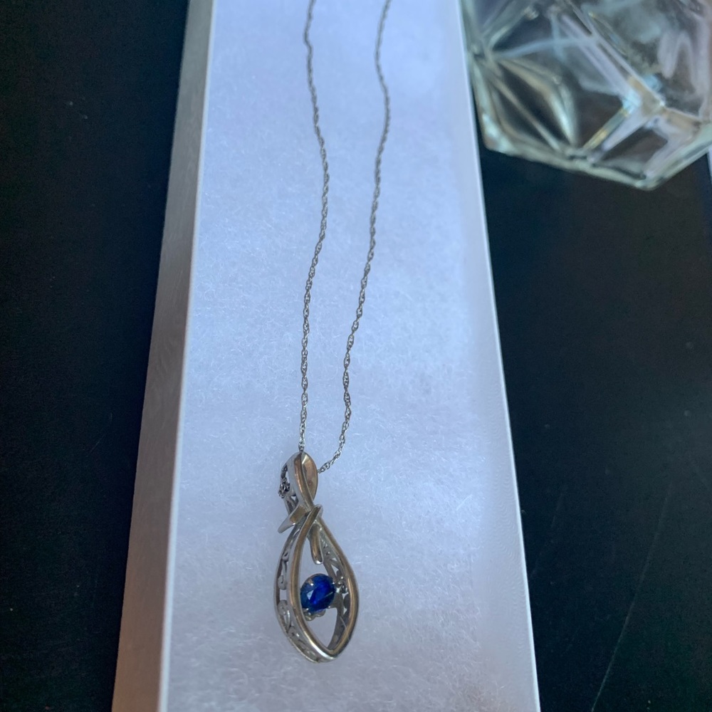 Blue Sapphire Necklace 🥶